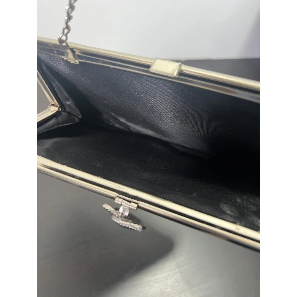 Elegant Silver Metallic Clutch Bag with Chain Strap Evening Handbag Prom Wedding